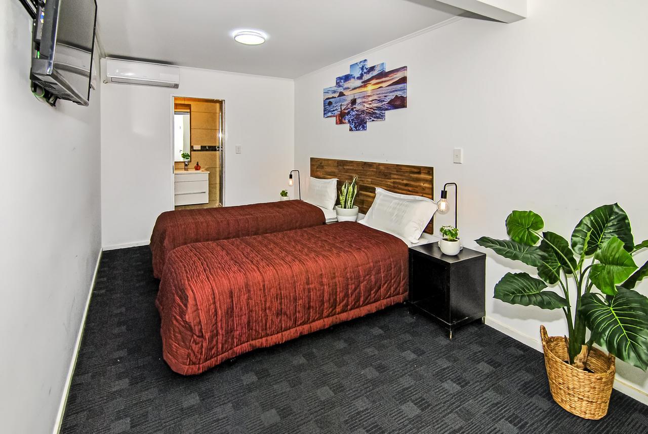 Newlands Court Motel Wellington Exterior foto